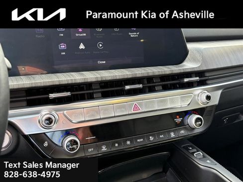 Used 2025 Kia Telluride SX image 12