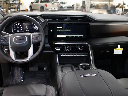 New 2026 GMC Sierra 2500 Denali w/ Denali Reserve Package image 39