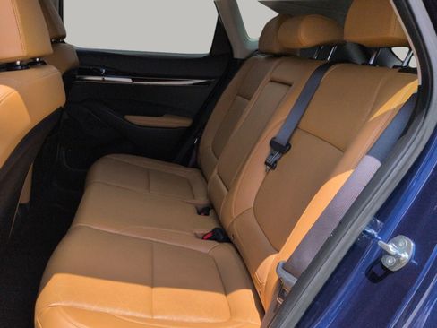 Certified 2024 Kia Seltos EX FWD image 18