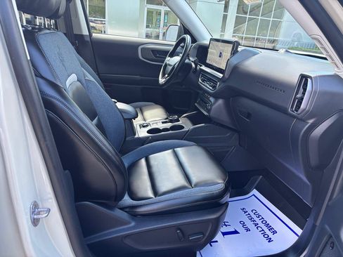Used 2025 Ford Bronco Sport Outer Banks w/ Outer Banks Tech Package+ AWD/4WD image 13