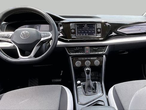 Used 2024 Volkswagen Taos S FWD image 15