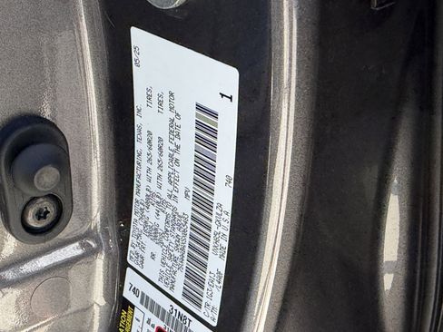 Used 2025 Toyota Sequoia Limited image 29