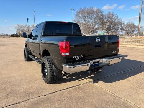 Used 2005 Nissan Titan LE w/ (U01) Nissan Navigation Pkg image 7