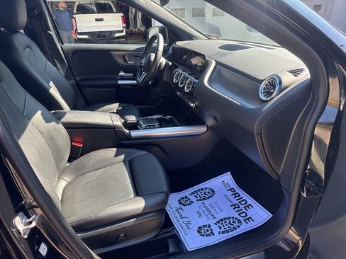 Used 2023 Mercedes-Benz GLA 250 4MATIC image 11