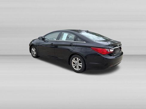 Used 2013 Hyundai Sonata GLS w/ Popular Equipment Pkg FWD image 8