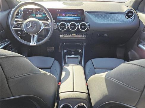 Used 2025 Mercedes-Benz GLA 250 image 15