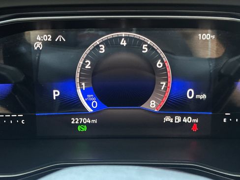 Certified 2024 Volkswagen Jetta SE w/ Panoramic Sunroof Package image 26