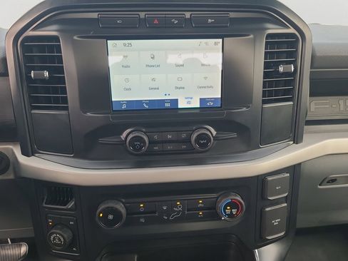 Used 2022 Ford F150 XL w/ FX4 Off-Road Package image 17