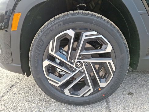 New 2026 Hyundai Tucson Limited image 18