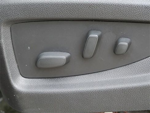 Used 2017 Chevrolet Tahoe LT image 12