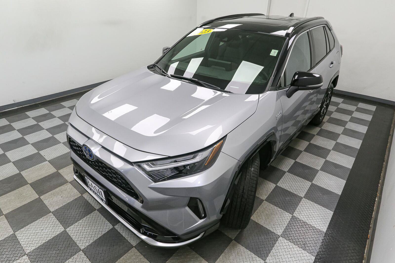 Used 2023 Toyota RAV4 XSE w/ Weather Package AWD/4WD image 6