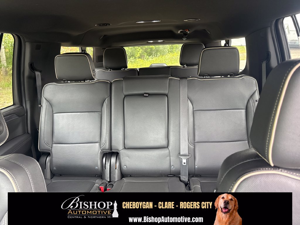 Used 2024 GMC Yukon XL SLT AWD/4WD image 18