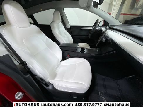 Used 2023 Tesla Model Y Long Range AWD/4WD image 18