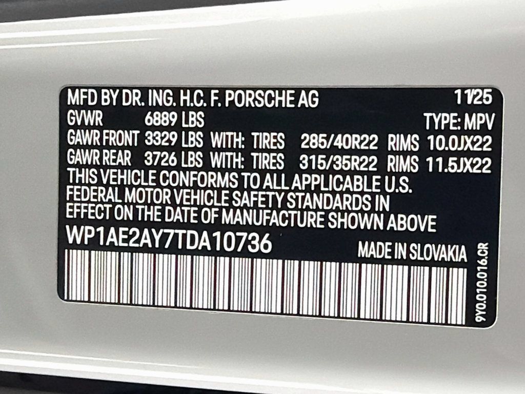 Certified 2026 Porsche Cayenne E-Hybrid AWD/4WD image 37