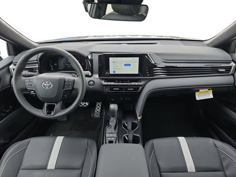 Used 2026 Toyota Camry SE w/ Convenience Package FWD image 10
