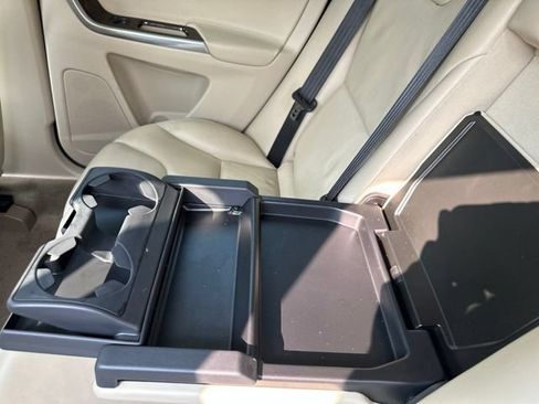 Used 2014 Volvo XC60 T6 AWD/4WD image 14