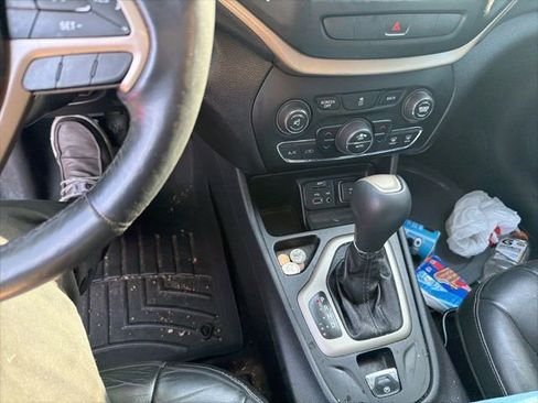 Used 2014 Jeep Cherokee Limited w/ Trailer Tow Group image 3