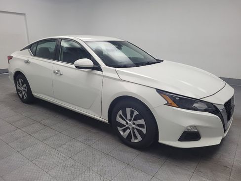 Used 2022 Nissan Altima 2.5 S FWD image 11