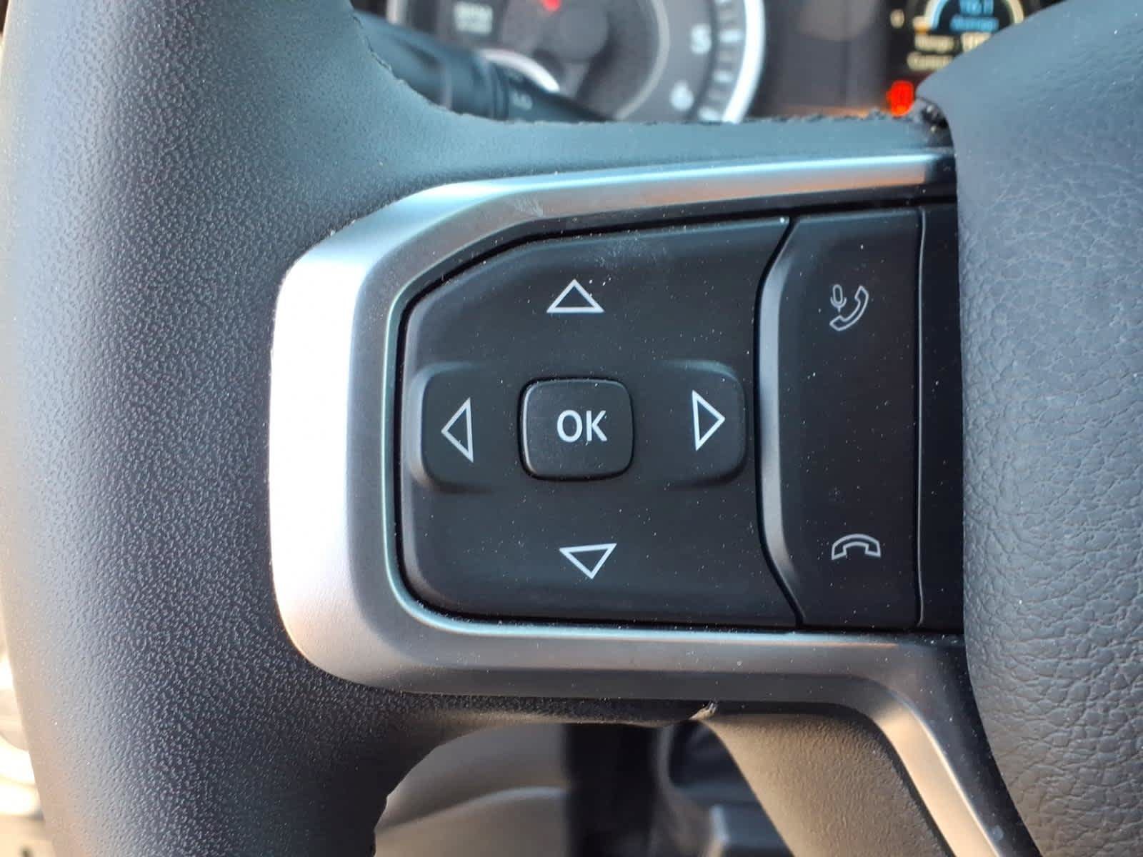 Used 2025 RAM 1500 Big Horn AWD/4WD image 36