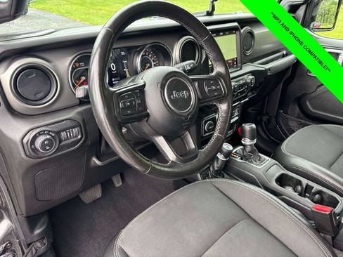 Used 2021 Jeep Gladiator Sport AWD/4WD image 8