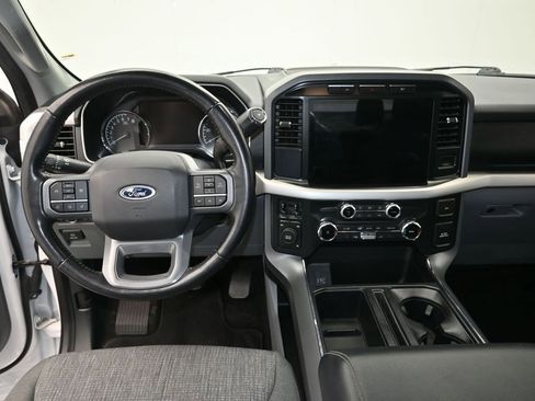 Used 2022 Ford F150 XLT w/ Equipment Group 302A High AWD/4WD image 15