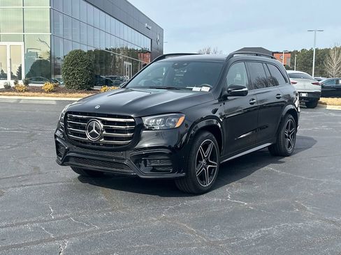 Certified 2025 Mercedes-Benz GLS 450 GLS 450 image 3