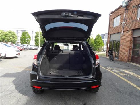 Used 2019 Honda HR-V Sport image 15