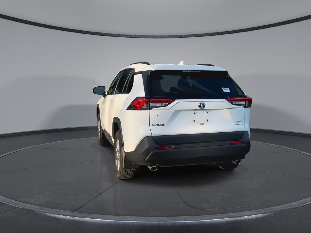 Certified 2024 Toyota RAV4 XLE AWD/4WD image 7