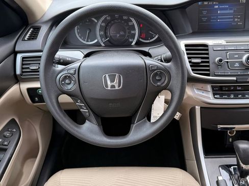 Used 2014 Honda Accord LX image 29
