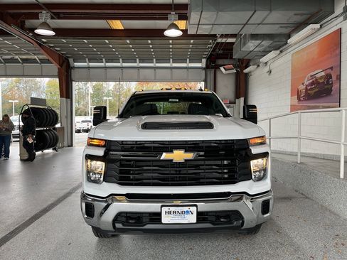 New 2026 Chevrolet Silverado 2500 W/T w/ WT Convenience Package image 2