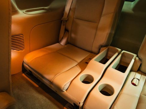 Used 2007 Cadillac Escalade AWD image 36