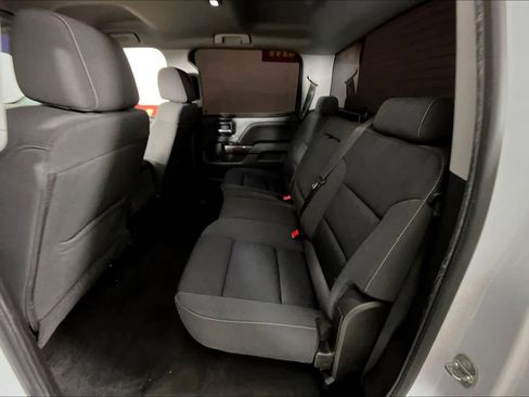 Used 2018 GMC Sierra 1500 SLE w/ SLE Value Package image 17