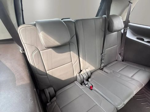 Used 2019 GMC Yukon Denali w/ Denali Ultimate Package AWD/4WD image 29