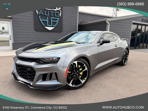 Used 2020 Chevrolet Camaro SS RWD image 1