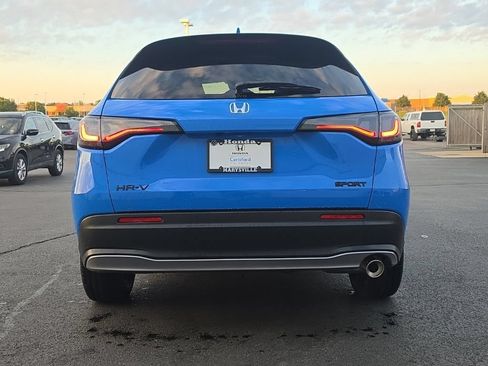 Certified 2026 Honda HR-V Sport image 6