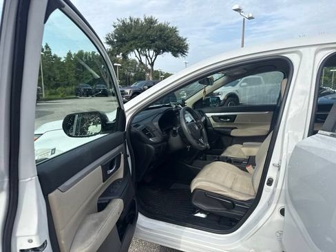 Used 2021 Honda CR-V LX image 13