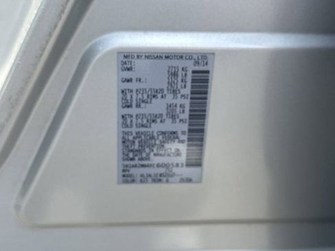 Used 2015 Nissan Pathfinder Platinum FWD image 35
