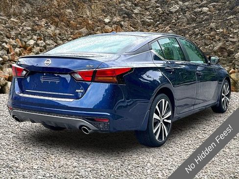 Used 2019 Nissan Altima 2.5 SR AWD/4WD image 2