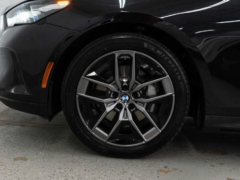 Used 2026 BMW 530i xDrive w/ Premium Package AWD/4WD image 32