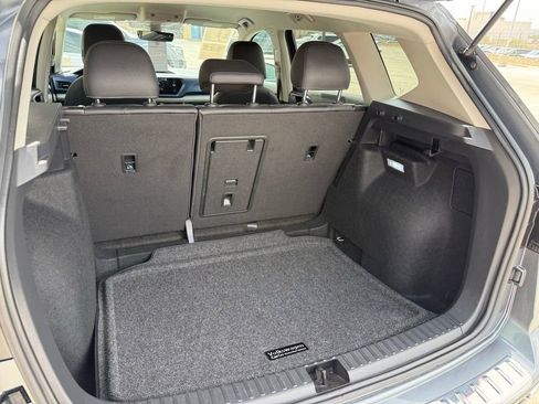 Certified 2024 Volkswagen Taos SE w/ MDO Package FWD image 23