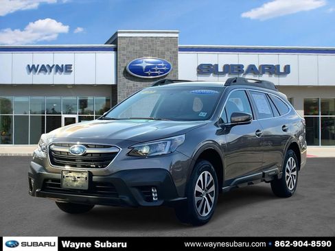 Certified 2022 Subaru Outback Premium image 2
