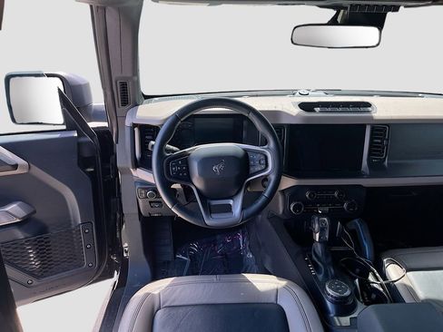 Used 2023 Ford Bronco Wildtrak AWD/4WD image 22