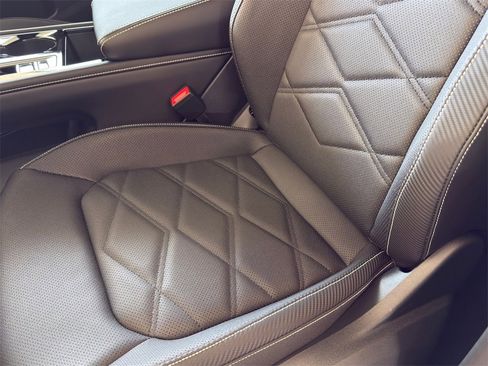 New 2026 Volkswagen Atlas Cross Sport SE image 14