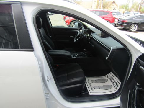 Used 2025 MAZDA CX-50 AWD 2.5 S w/ Weather Package image 17