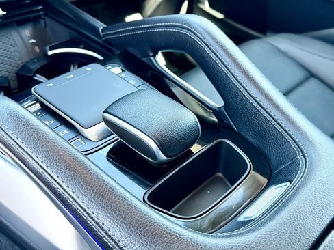 Certified 2025 Mercedes-Benz GLE 450e 4MATIC image 26