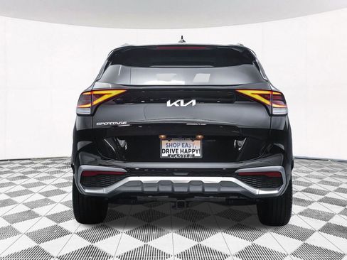 Used 2021 Toyota Camry LE w/ Cold Weather Package image 40