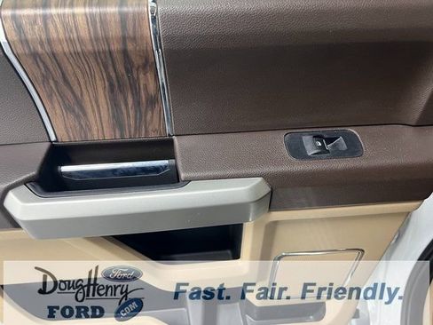 Used 2020 Ford F150 Lariat image 29