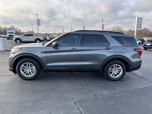 New 2026 Ford Explorer Active w/ Active Comfort Package image 8