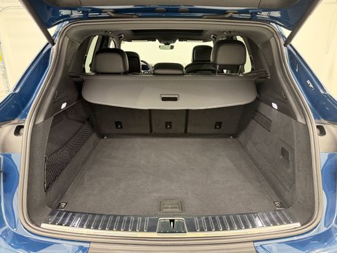 Certified 2024 Porsche Cayenne w/ Premium Package Plus (PFM) image 61