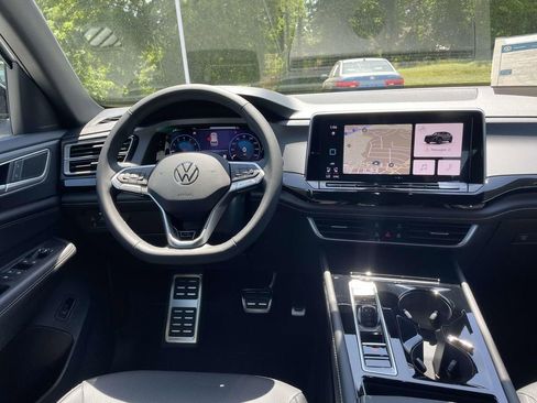 New 2026 Volkswagen Atlas Cross Sport SEL R-Line AWD/4WD image 14